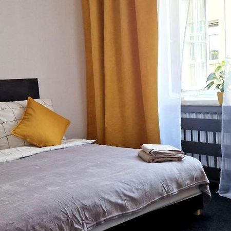 Prywatny Pokoj W Centrum Miasta Pokoj 3 Varsovie Extérieur photo